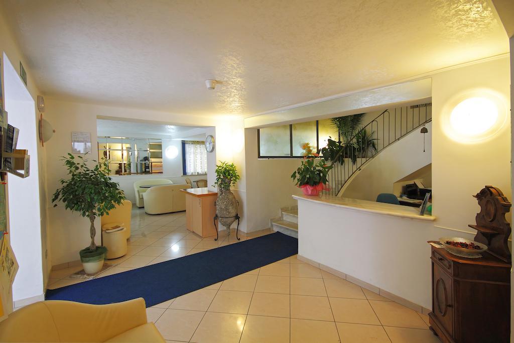 Hotel Azzurro Cattolica Dış mekan fotoğraf